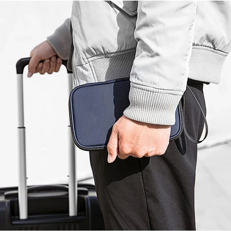 Lightweight Family Travel Pass - đánh giá và giá Travel Organizer Men